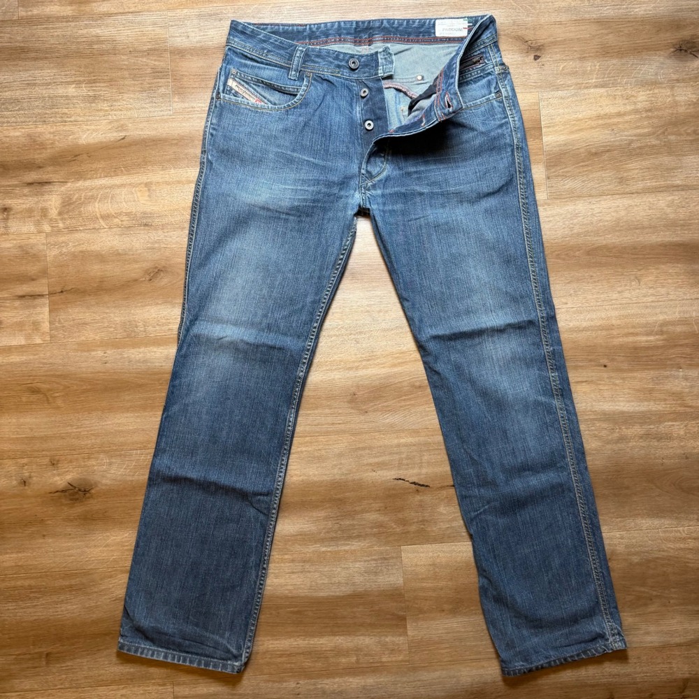 Diesel Paddom Jeans Mens 33x32 Blue Straight Leg Button Fly Denim Wash 0088Z